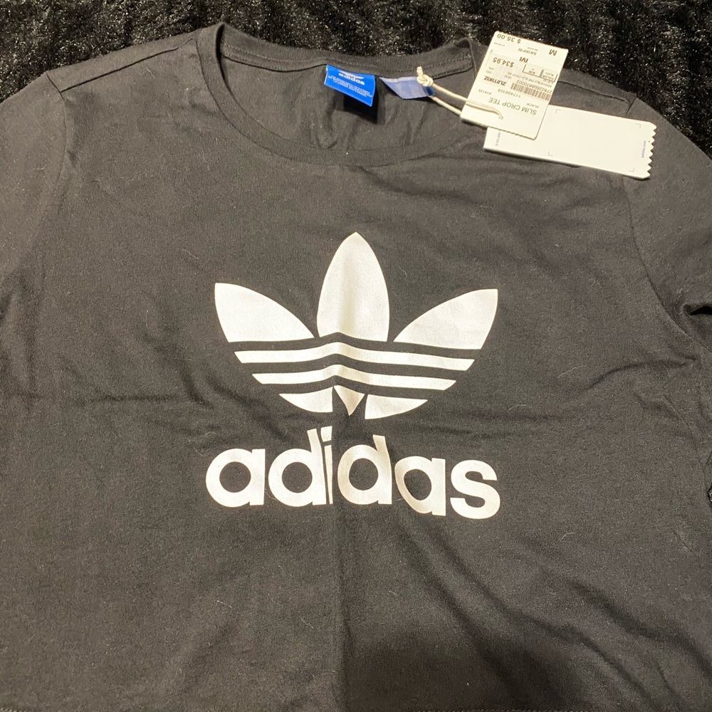 AUTHENTIC BRAND NEW black Adidas crop top SIZE m